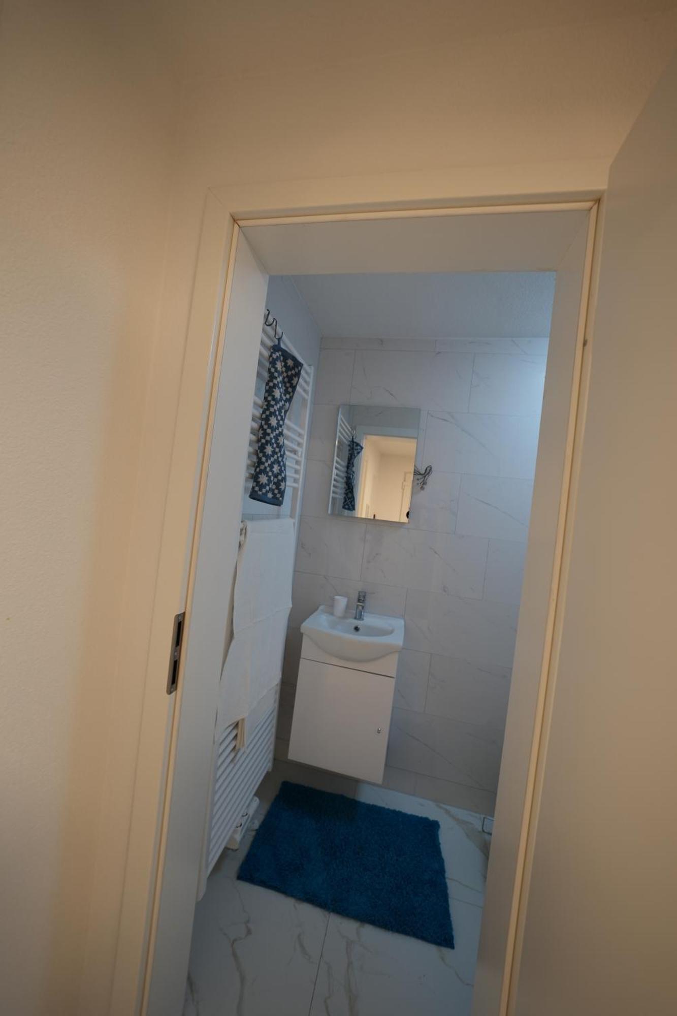 Stilvolle 2-Zimmer-Oase Mühlacker Buitenkant foto