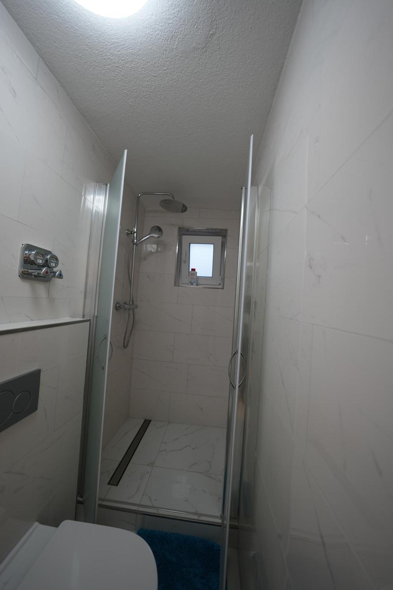 Stilvolle 2-Zimmer-Oase Mühlacker Buitenkant foto